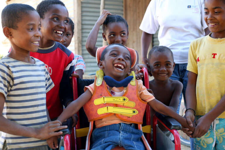 NICHOLAS FRUH - HANDICAP INTERNATIONAL