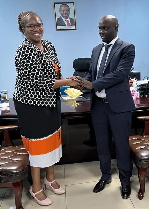Elgeyo Marakwet County governor Wisley Rotich with KEMSA CEO Ms Terry Ramadhani yesterday