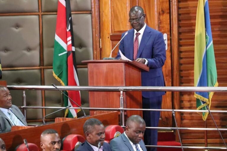 Meru governor Kiraitu Murungi addressing the County assembly on the state of County on Wednesday