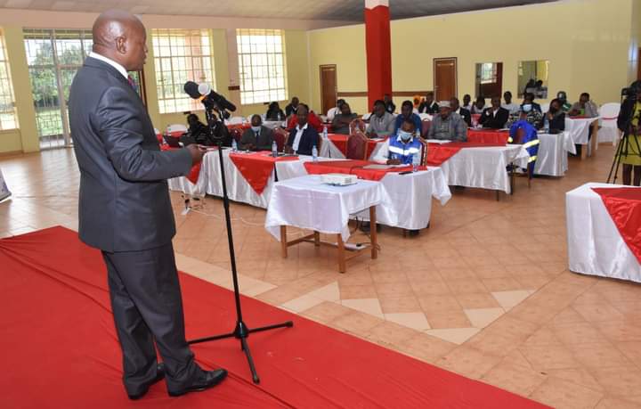 Nyeri County governor Mutahi Kahiga addressing the forum yesterday