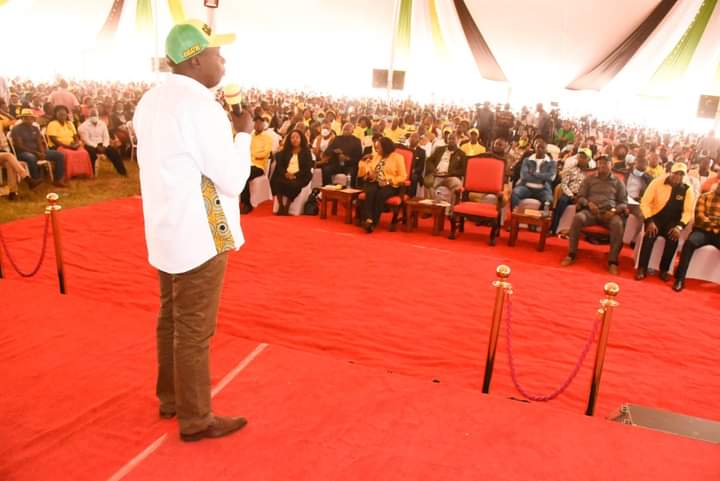 Rigathi Gachagua addressing Kirinyaga County Economic Forum yesterday