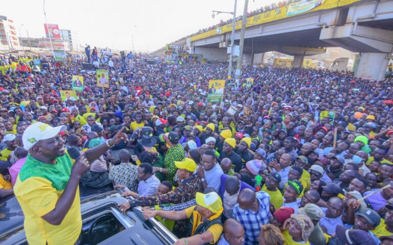 UDA presidential flagbearer Dr William Ruto speaking during a stopover at Githurai on March 13, 202