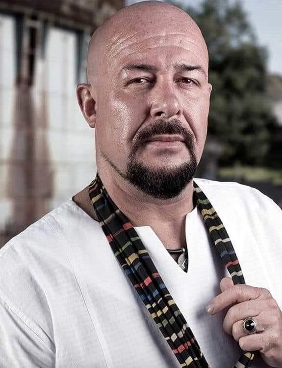 Veteran Actor Jamie Battlet