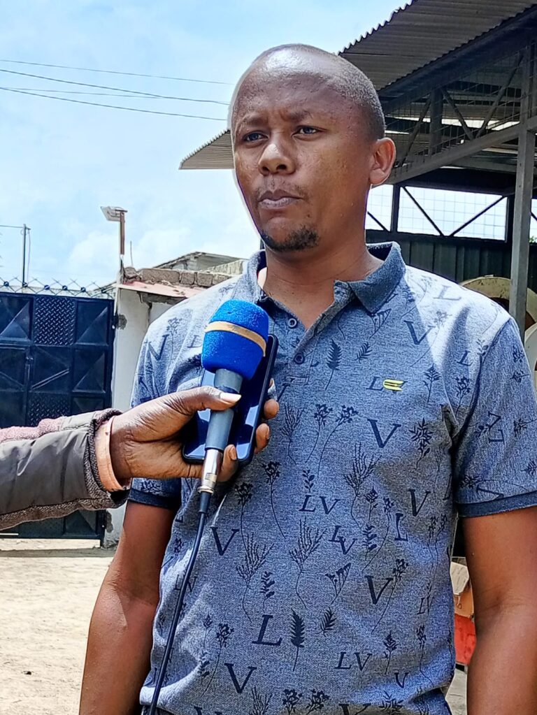 Kenneth Karuri Kariuki is the Co-founder of Seven Twenty Holdings a company that makes curtain rods