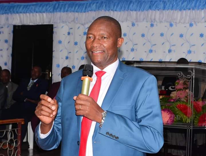 Nyandarua County Governor Moses Kiarie Badilisha addressing faithful yesterday