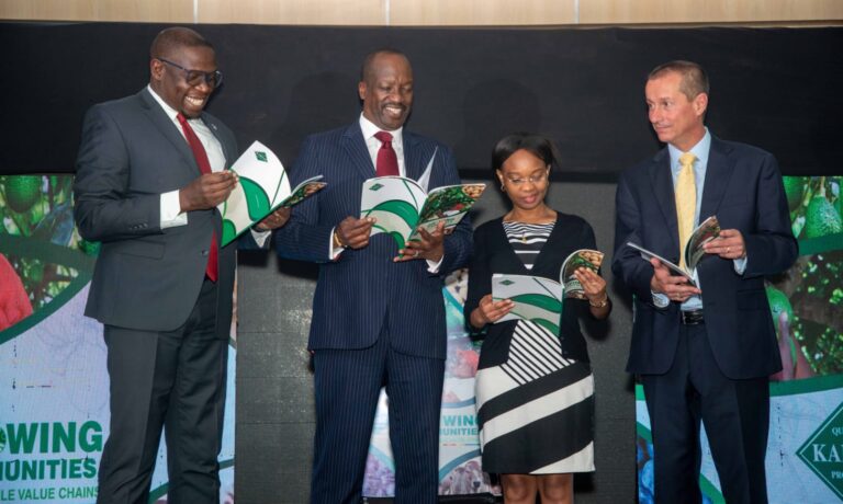 Nairobi Securities Exchange (NSE) CEO Geoffrey Odundo (left), NSE Chairman Kiprono Kittony (2nd left)