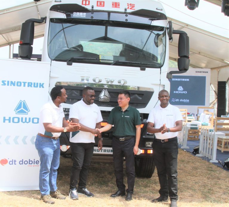 DT Dobie Managing Director (second left)