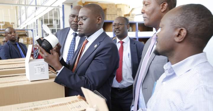 Nairobi City County governor Johnson Sakaja during his tour of the area's water provider