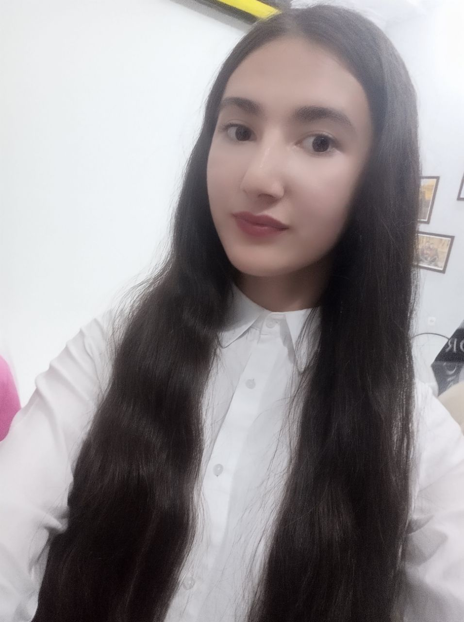 Mokhinur Askarova