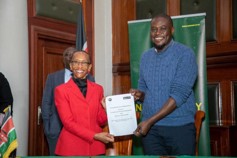 Alice Munyua, Senior Director Africa Mradi and Nairobi Governor Johnson Sakaja