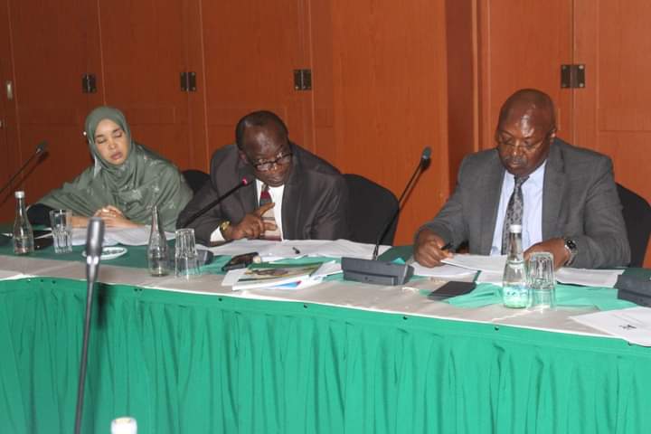 Some of the committee members Fatuma Jeho, Caleb Amisi and Wambugu Wainaina during yesterday's session.