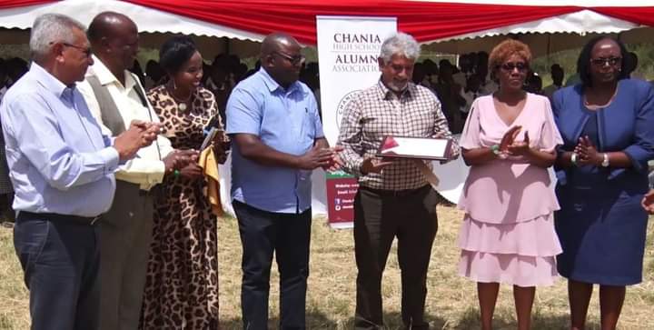 Alumni Associations Boost Funding For Chania School Infrastructure