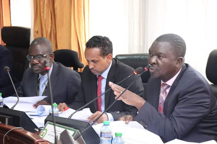 Committee chairman Emmanuel Wangwe making his ruling.