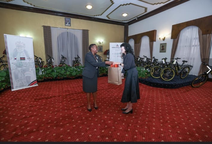 First Lady Mama Rachel Ruto with Ms Hoeseung Hwang at State House yesterday