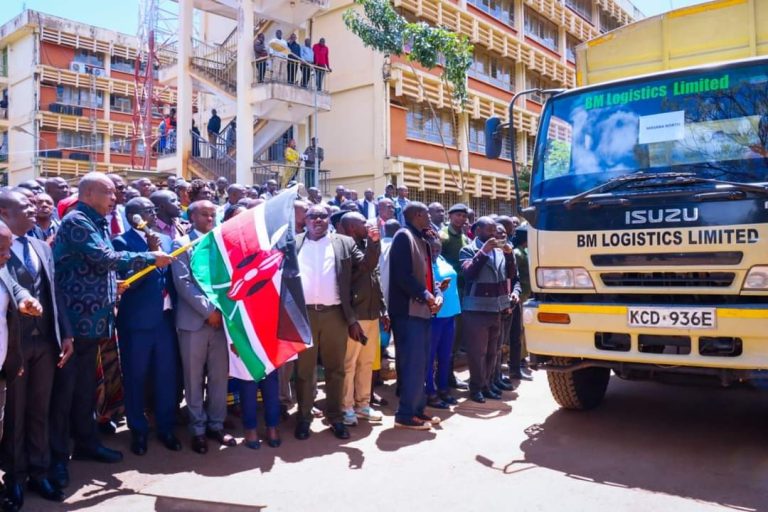 Nyamira Governor Amos Nyaribo Flagging off drugs.