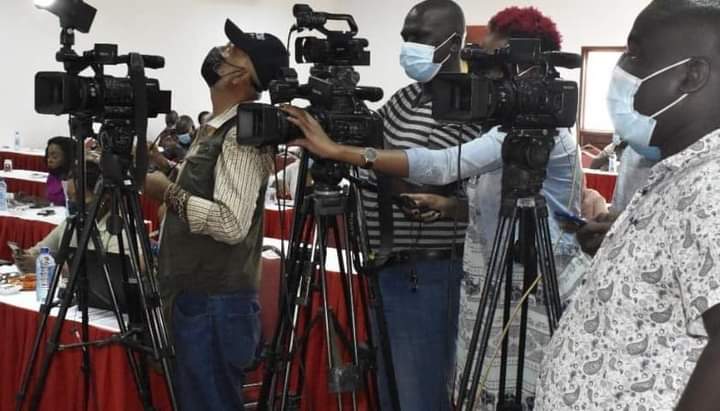 A task force under the Office of the President has begun collecting public views to make the Kenyan government press a strategic commercial State Corporation.