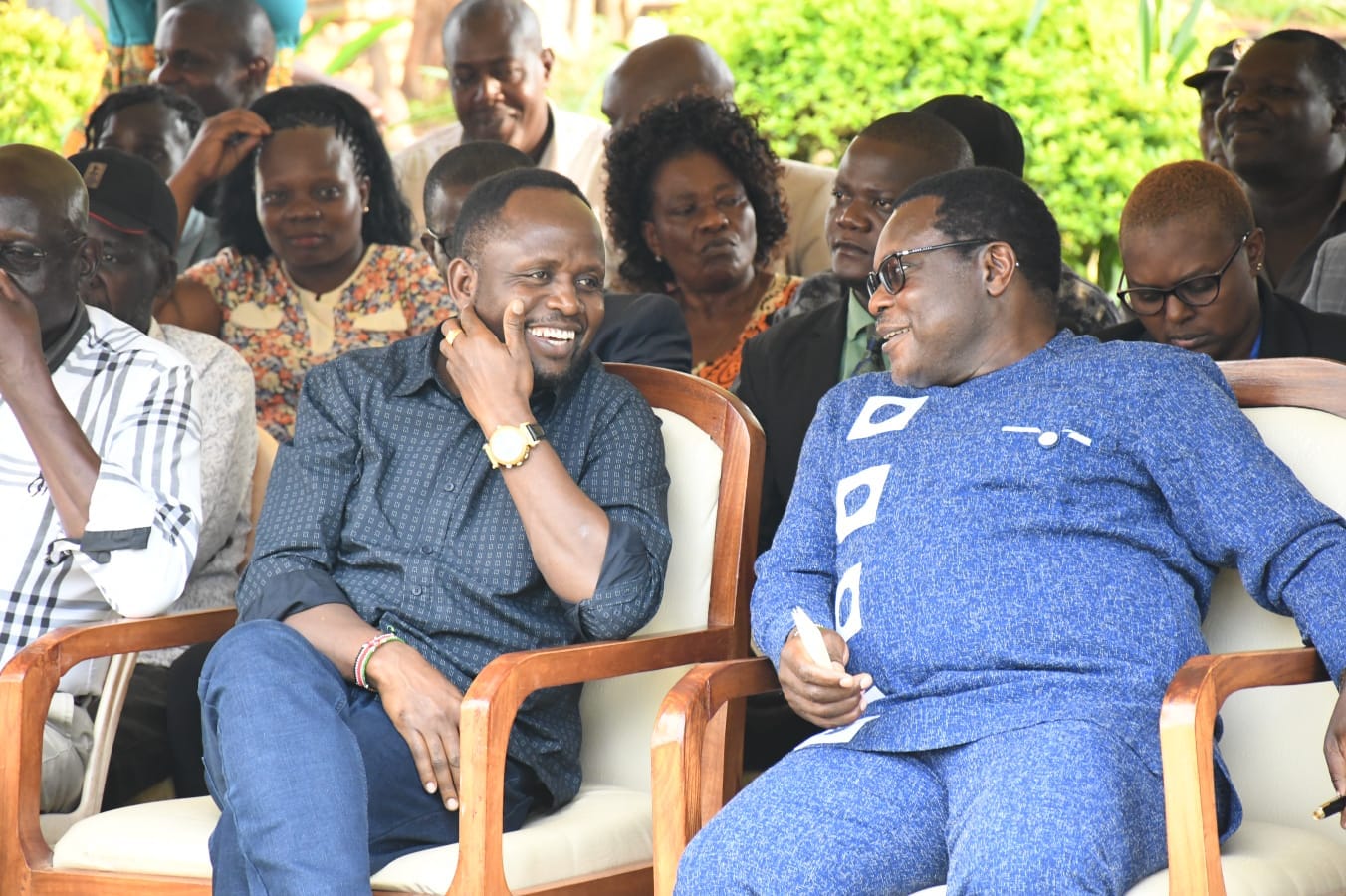 Governor George Natembeya and his Colleague Bungoma governor Ken Lusaka were at the late MP Lawrence Sifuna Home in Bungoma.