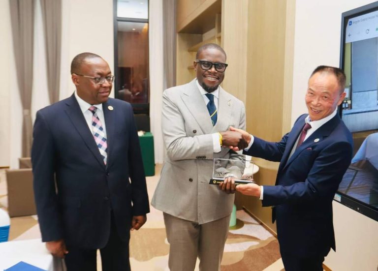Nairobi Governor Johnson Sakaja, Deputy Governor Njoroge Muchiri, and Chinese Property Developers Association President Zhang Jiaping