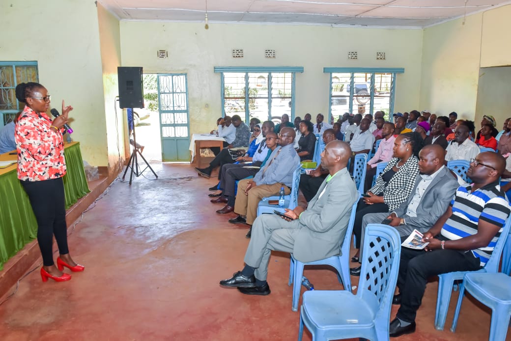 Finance and Economic Planning Jackline Njogu addressing the forum