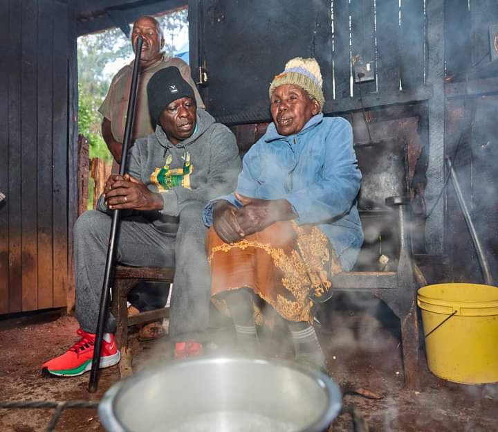 Deputy President Rigathi Gachagua with Mama Agenes Wangu Kabubu; his neighbour and friend to his late mother when he visited her early today at her Hiriga home in Mathira, Nyeri County.