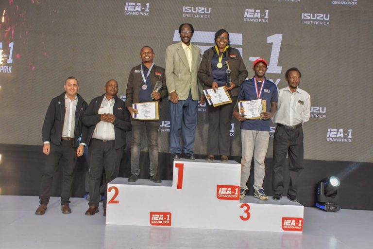 (L-R) Atlas Auto Service Directors, Slim Karmali and John Kuria