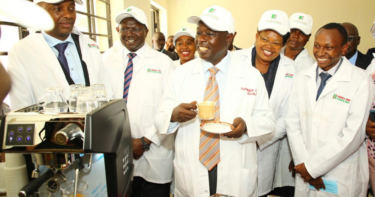 Deputy President Rigathi Gachagua at Murang'a Coffee Mill in company of Cooperative Cabinet Secretary Simon Chelugui and Murang'a Governor irungu Kang'ata