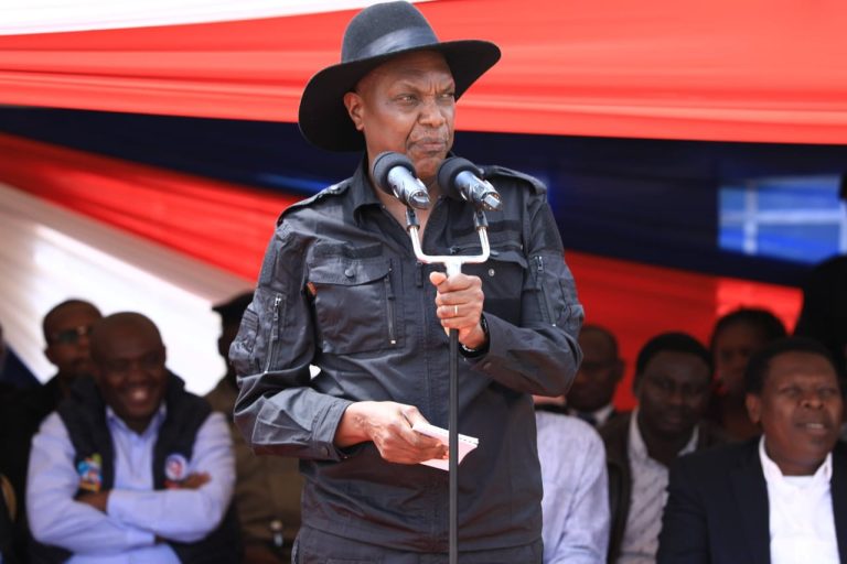 Jubilee secretary Jeremiah Kioni has dismissed the calls by President William Ruto and opposition leader Raila Odinga as pointless