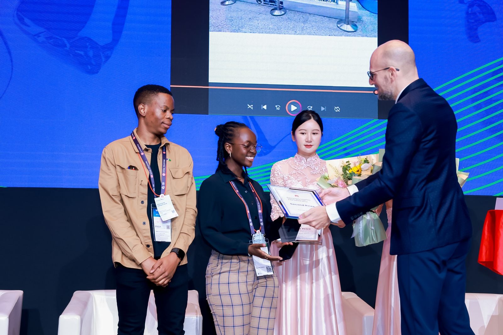 Sylvia Kipkemoi receives Huawei’s Africa Digital Creation Contest Award in Shanghai, China
