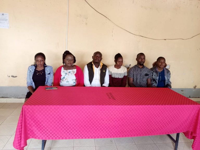 Tharaka-Nithi County youth leaders address media in Chuka town. They have faulted rogue politicians inciting youths to burn county government offices.