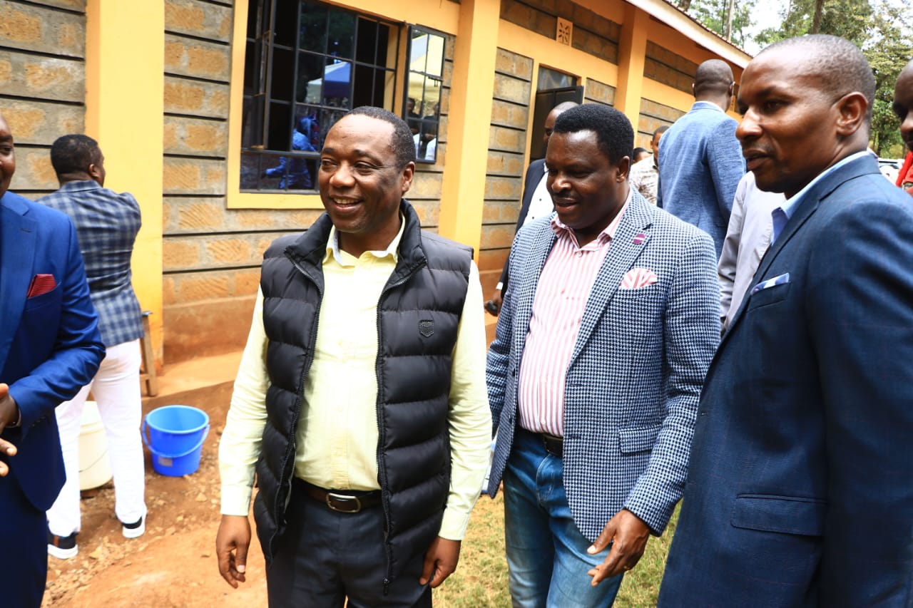 Tharaka-Nithi Governor Muthomi Njuki (centre) with his county's assembly speaker, John Mbabu (right) Meru County Assembly Speaker Ajubu Bundi at PCEA Jennifer Njuki Memorial Church in Chuka/Igambang'ombe Constituency.