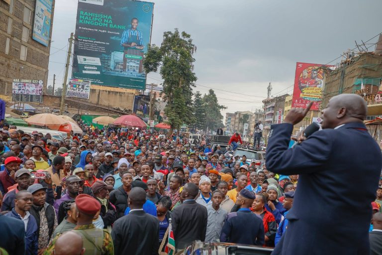 Deputy President Rigathi Gachagua addressing Kiambu town residents on Wednesday evening.
