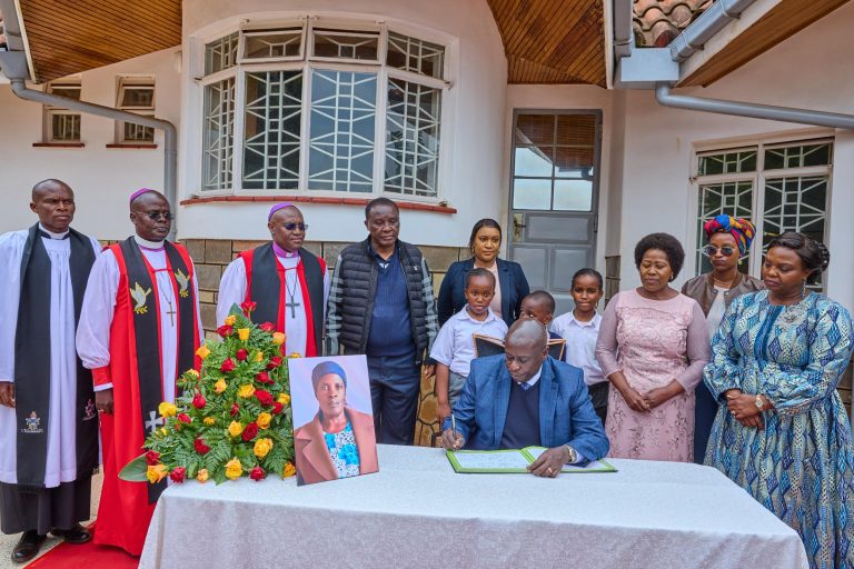Deputy President Rigathi Gachagua, his spouse Pastor Dorcas condoles with Rosemary Njeri Kirika and her family on the loss of their matriarch, Mama Magdalene Waithira Mburu.