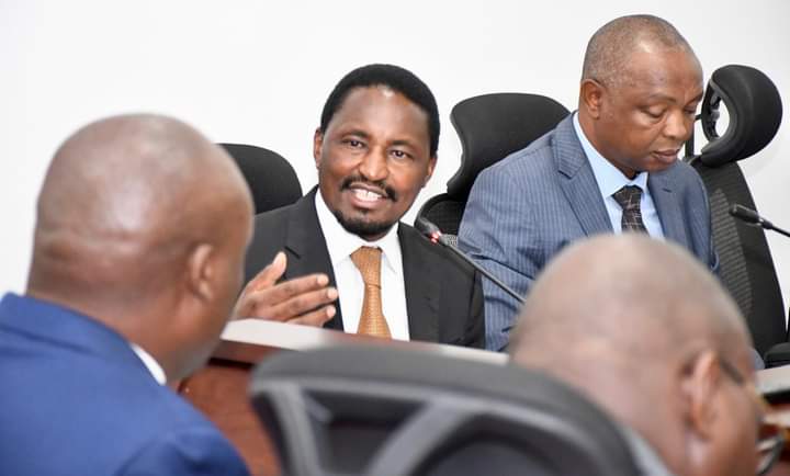 Laikipia East MP Mwangi Kiunjuri (centre) making his contribution yesterday.