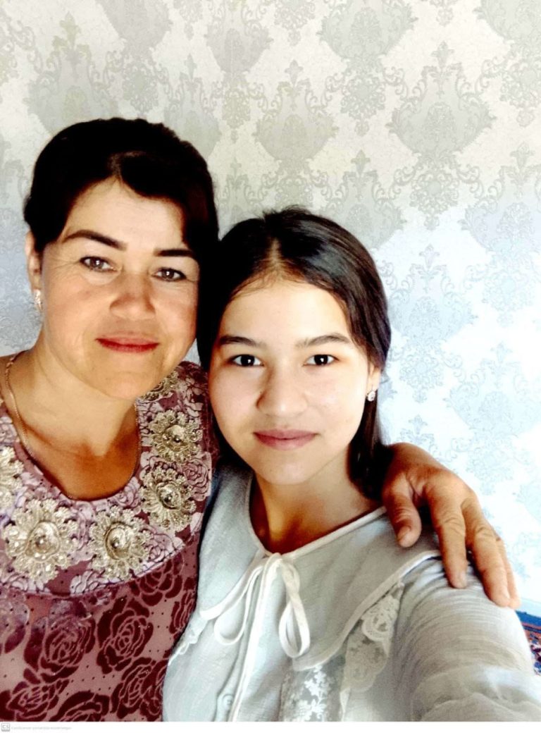 Rozimurodova Marjona Bekzod with her mother