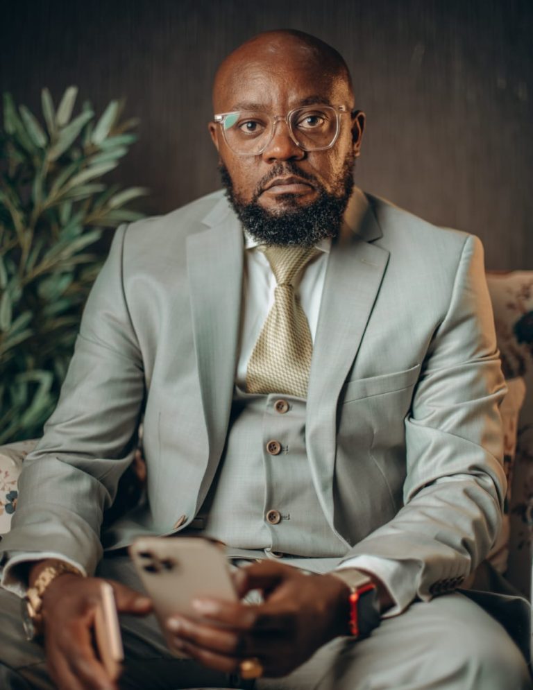 Dr Peter Mwangi