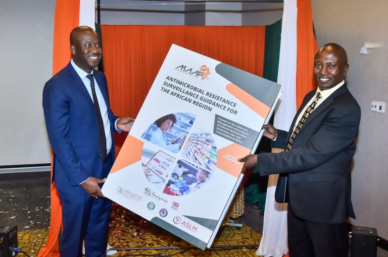 Nqoblie Ndlovu (left) the CEO of Africa Society for Laboratory Medicine (ASLM), and Charles Kandie, Director of Standards AMRCC