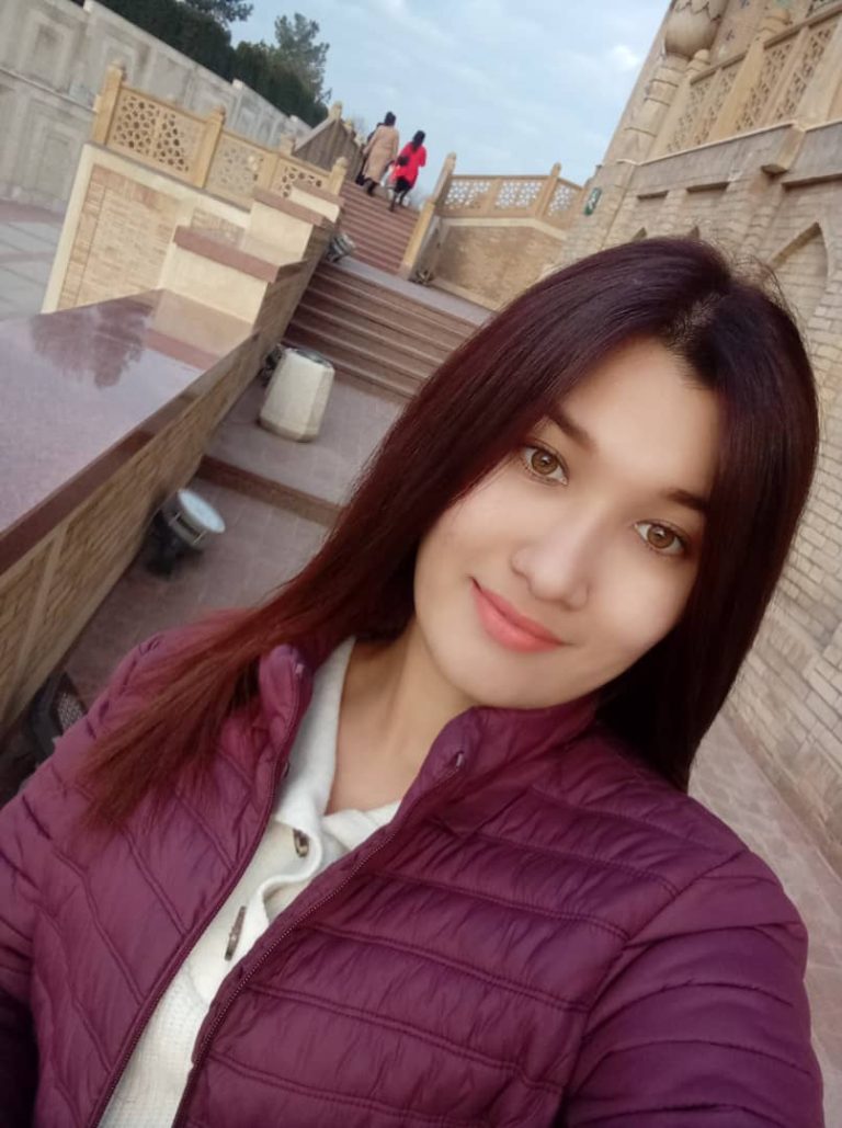 Mashhura Ochilova