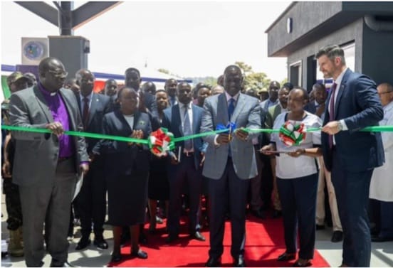 President William Ruto cutting a ribbon to officially open Tenwek Cardiothoracic center