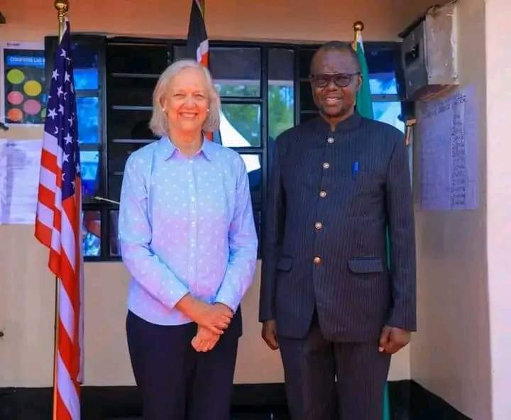 USA Ms Meg Whitman with Migori County governor Ochilo Ayacko