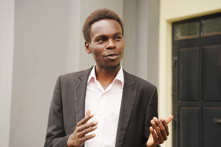 Alfred Lobawoi.