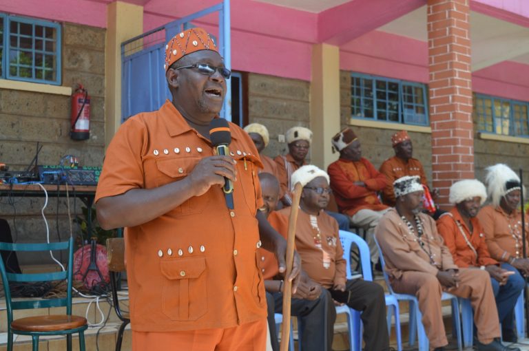 Kimando wa Kagwe Kiambu Sub-County chairman Kiama Kia Ma speaking during the graduation of over 100 initiates to manhood in Kiambu.
