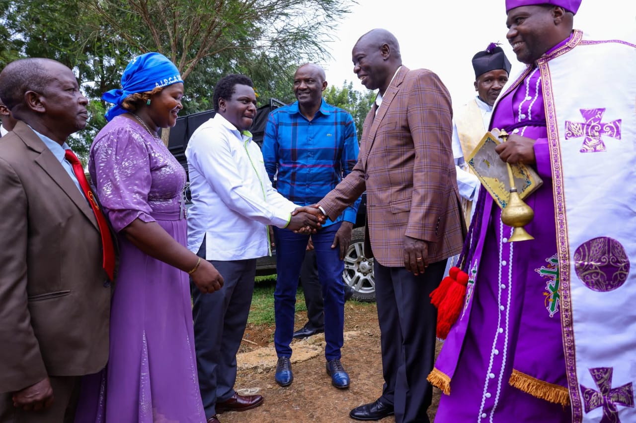 Former DP Rigathi Gachagua being welcomed at Kihoya AIPCA church in Kangema constituency