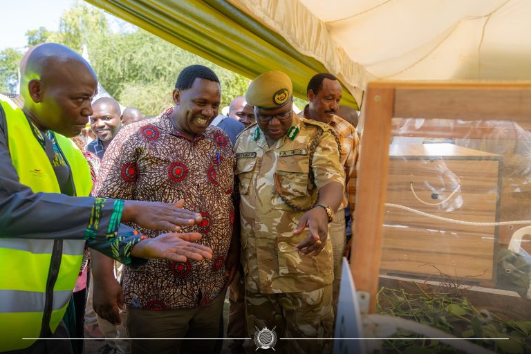 Kenya Wildlife Service Director General Prof Erastus Kanga and Tharaka Nithi Deputy Governor Nyaga Muisrael at National Day for Endangered Species