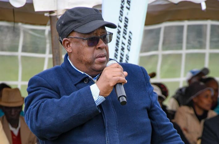 Lari MP Mburu Kahangara addressing his constituents at Kirenga stadium.
