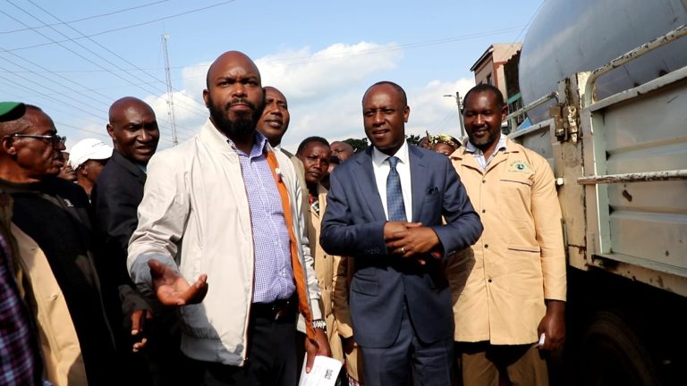 Livestock Development Principal Secretary Jonathan Mueke (in suit)