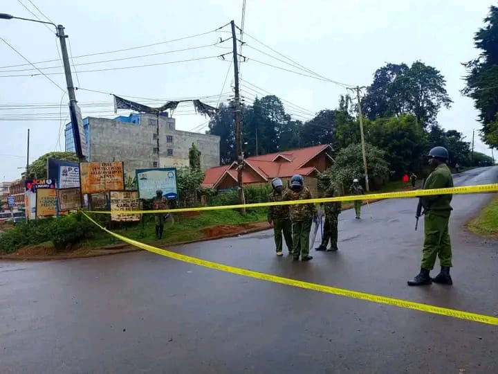 Police officers at keep vigil at Limuru town so as to keep off protestors.