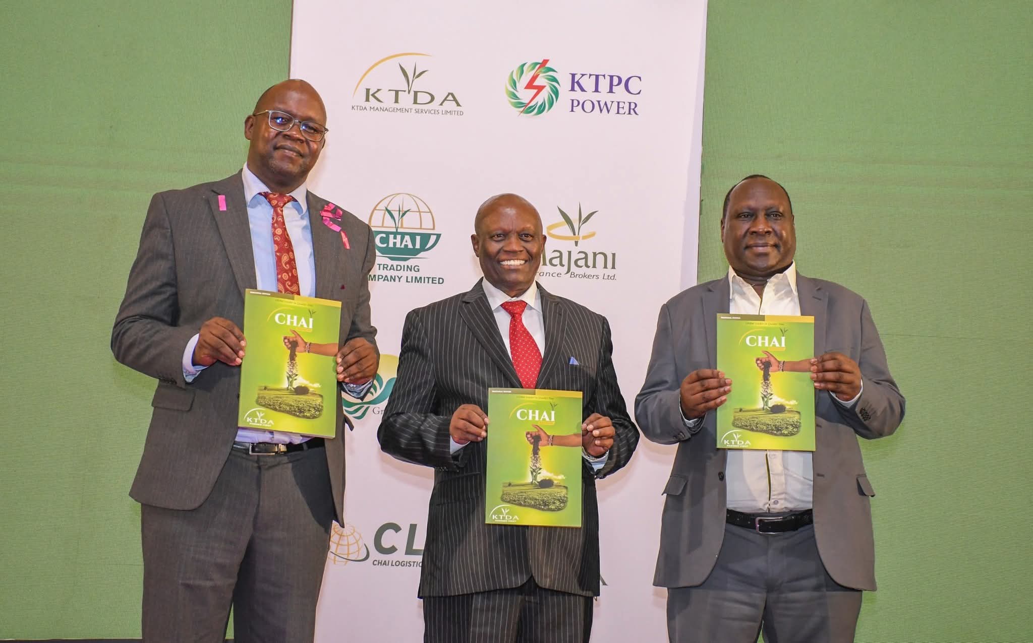 Tea Board of Kenya CEO Willy Mutai, KTDA-Holdings chairman Chege Kirundi and KTDA group CEO Wilson Muthaura