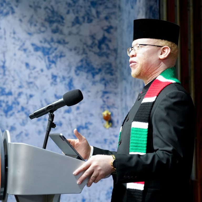 Isaac Mwaura