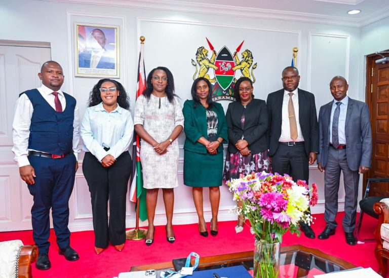 Principal Secretary for Public Health and Professional Standards, Ms. Mary Muthoni yesterday held consultations with the Pharmaceutical Society of Kenya
