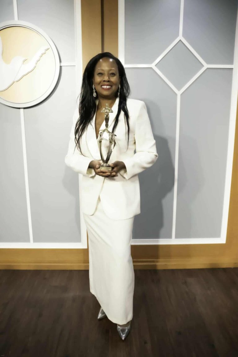 Dr. Delmar Denise (Dominique) Peterson